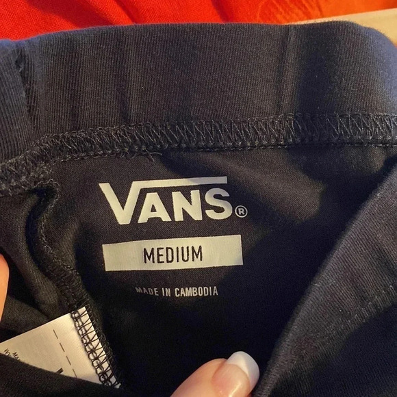 VANS BIKE SHORTS NWT M - Picture 4 of 4